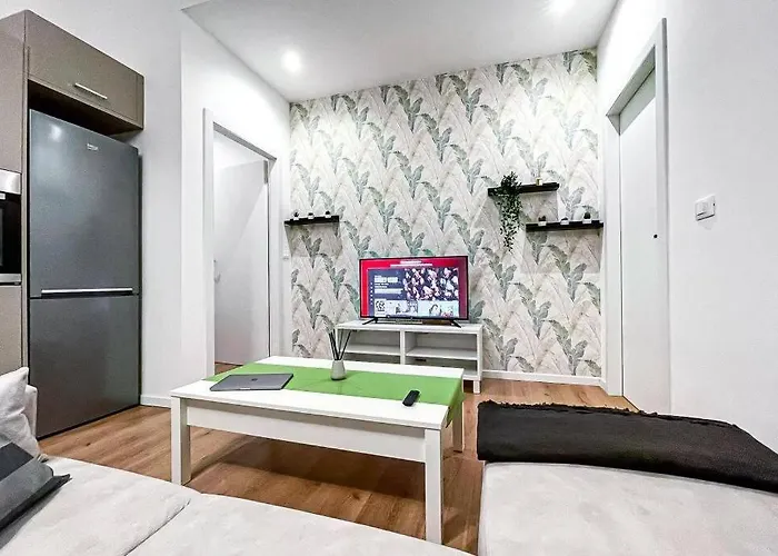 Lägenhet Luxury Stazione Centrale Elegante Loft